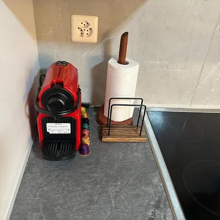 Gemuetliche Souterrainwohnung Mit Gratis Parkplatz