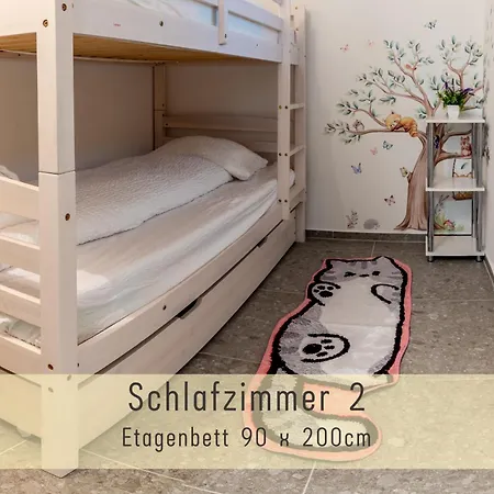 Gemuetliche Souterrainwohnung Mit Gratis Parkplatz Apartment *